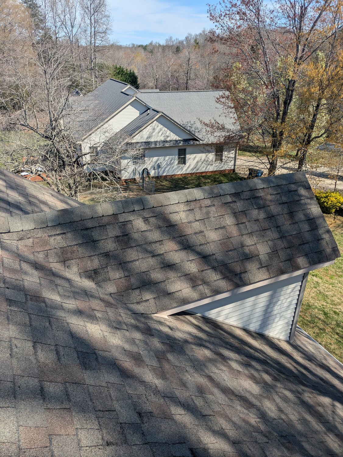 Finished roof by Arthur’s Roofing