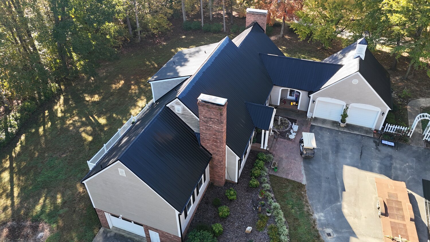 Finished roof by Arthur’s Roofing
