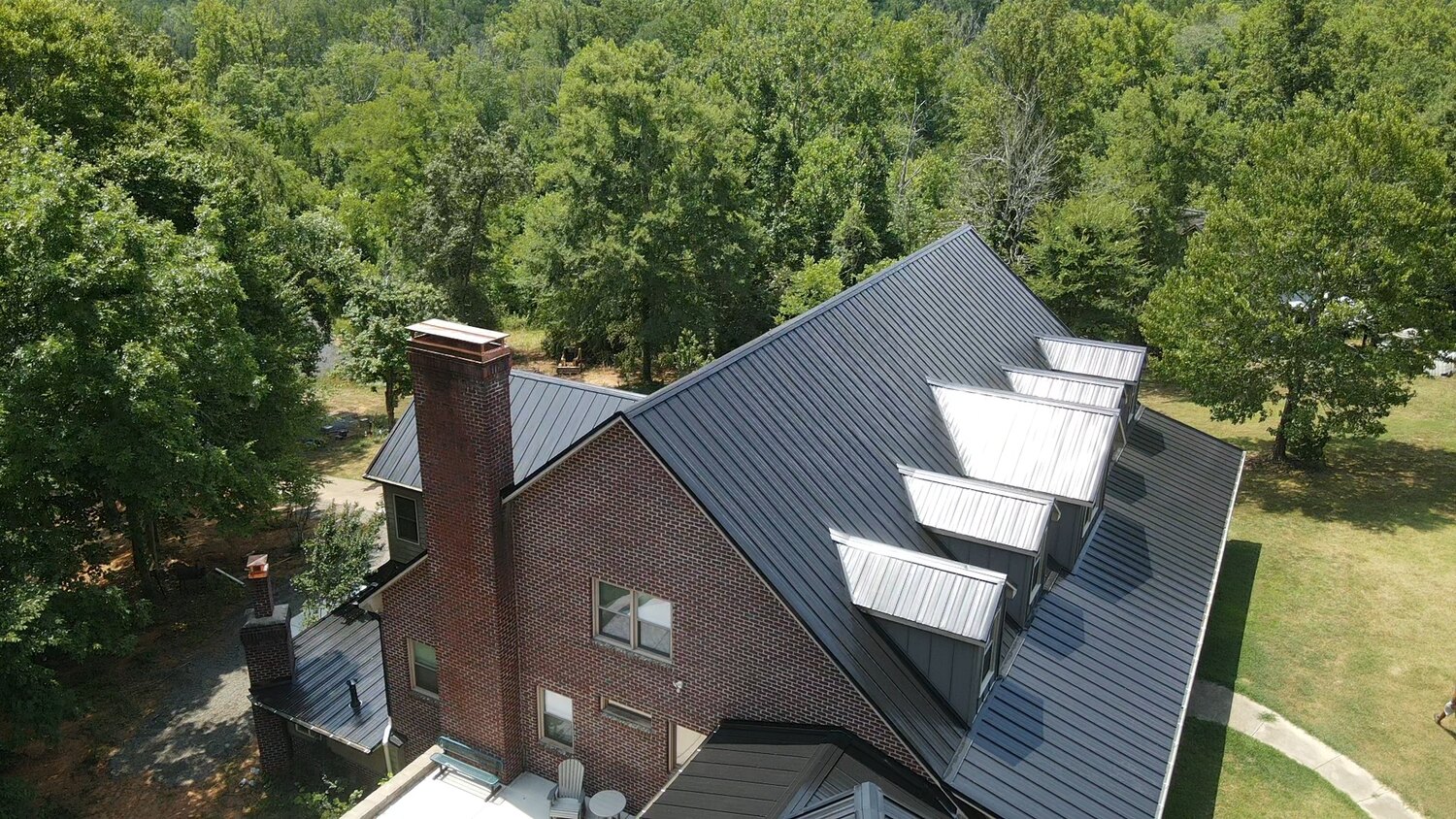 Finished roof by Arthur’s Roofing