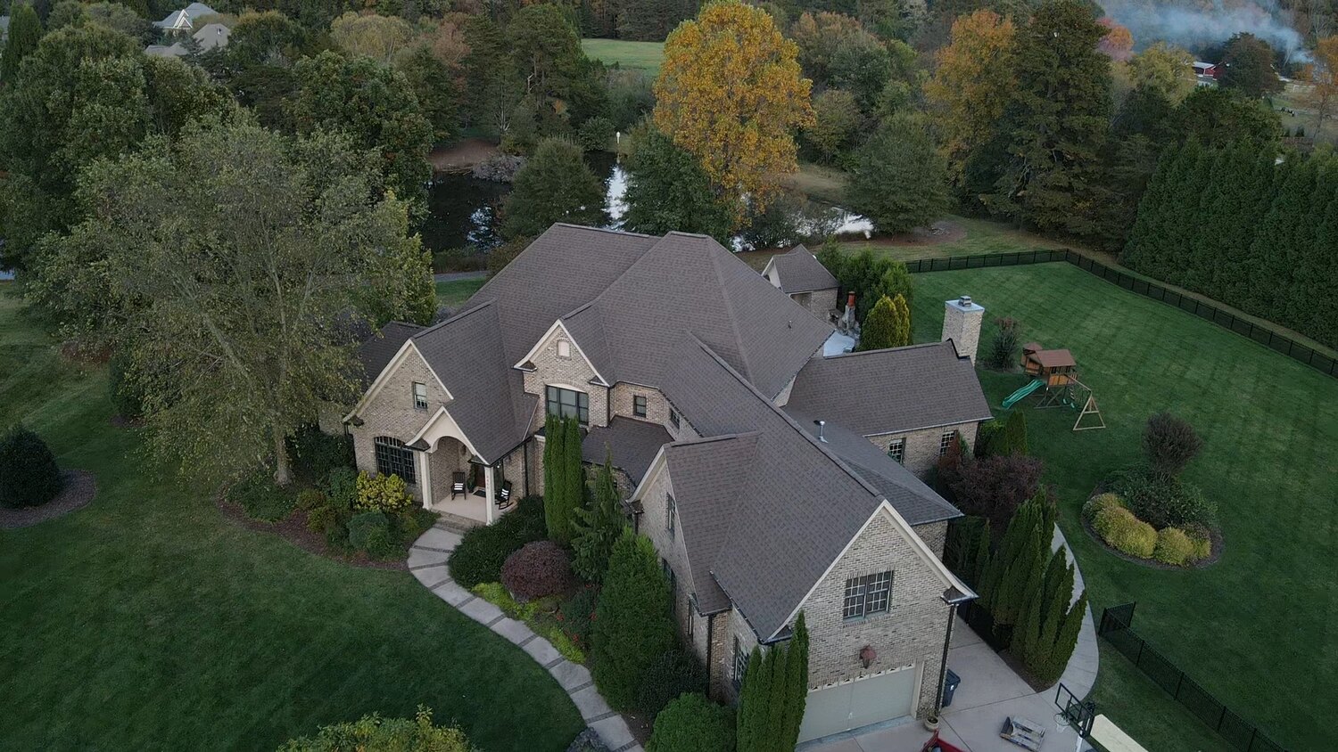 Finished roof by Arthur’s Roofing
