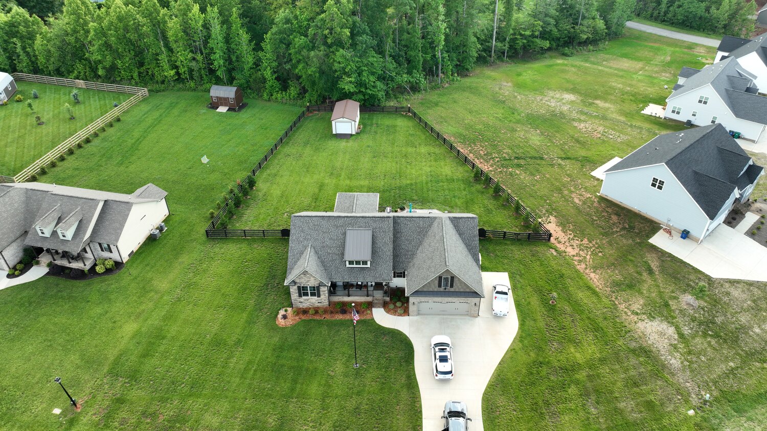 Finished roof by Arthur’s Roofing